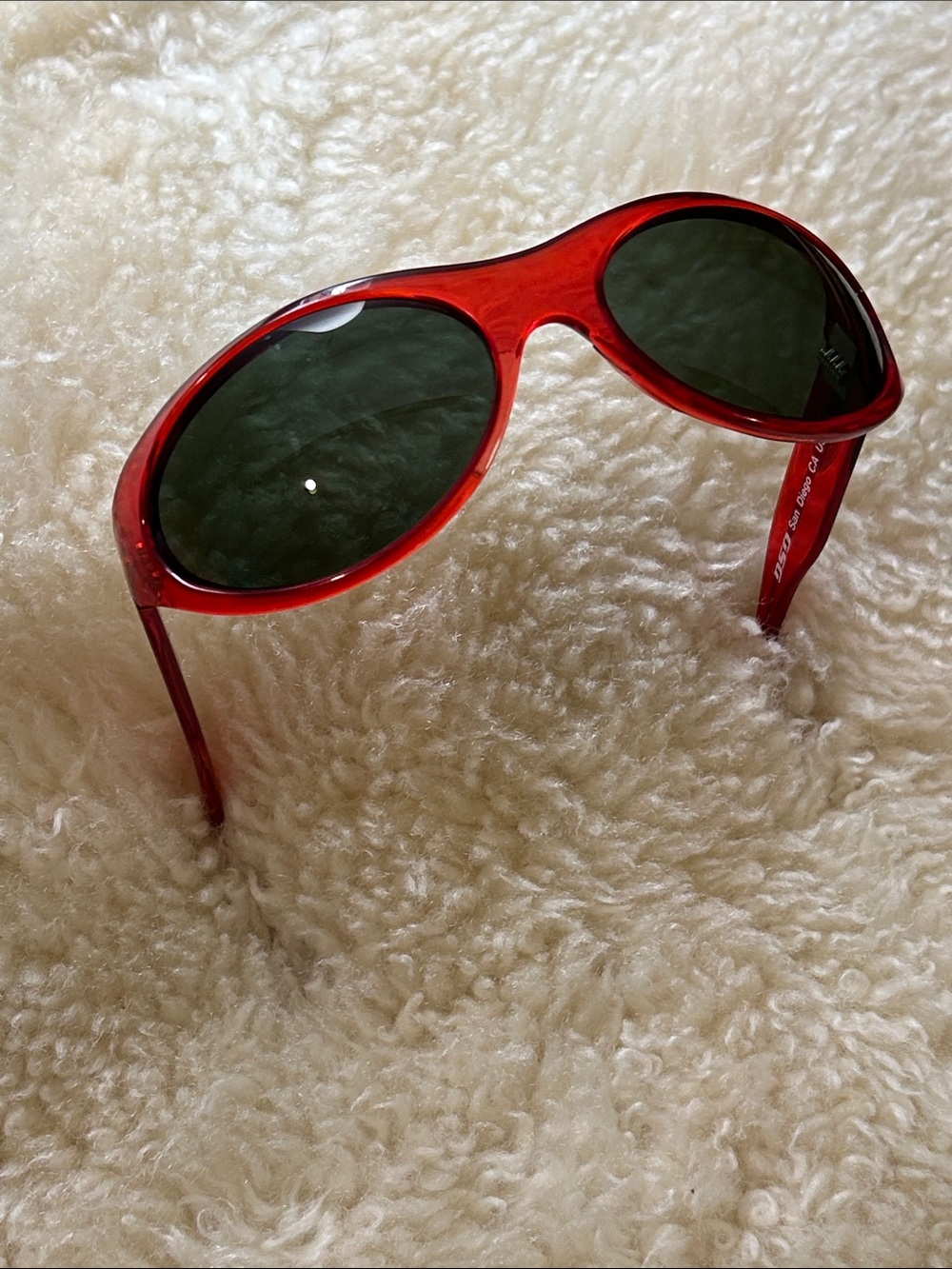 RARE Y2K DSD Wrap Sunglasses in Translucent Red - Picture 6 of 6